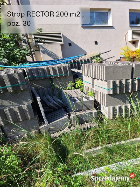 Syndyk sprzyda strop RECTOR 200 m2 Sieradz