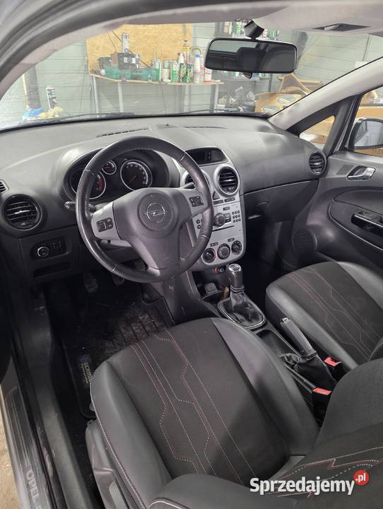 Corsa D 2012r 12 86 zLPG srebrny łódzkie Gomunice