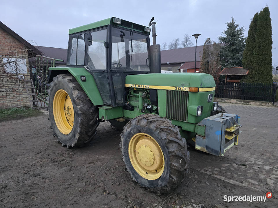Ciągnik JOHN DEERE 3030 4x4 6cyl 89 mazowieckie