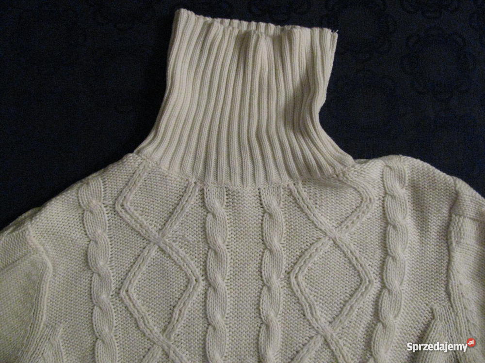 Biały sweter z golfem ścieg warkocz 100 bawełny golf Warszawa