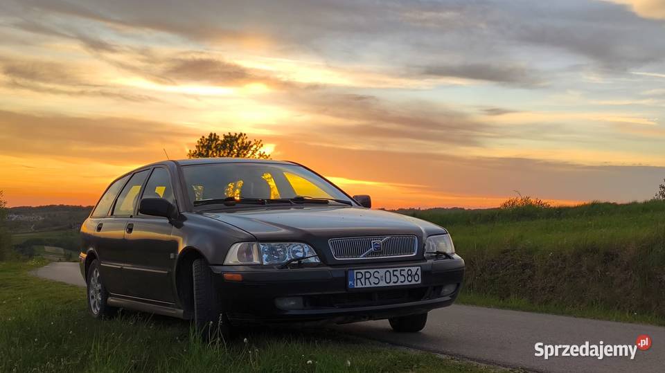 Volvo v40 LPG Klima OC Na manualna Kielnarowa