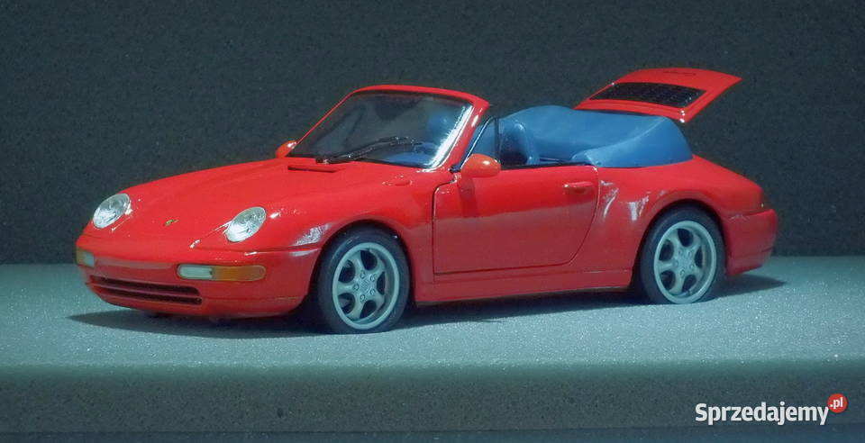 Porsche 911 Carrera Cabriolet 1994 118 Maisto Lubin