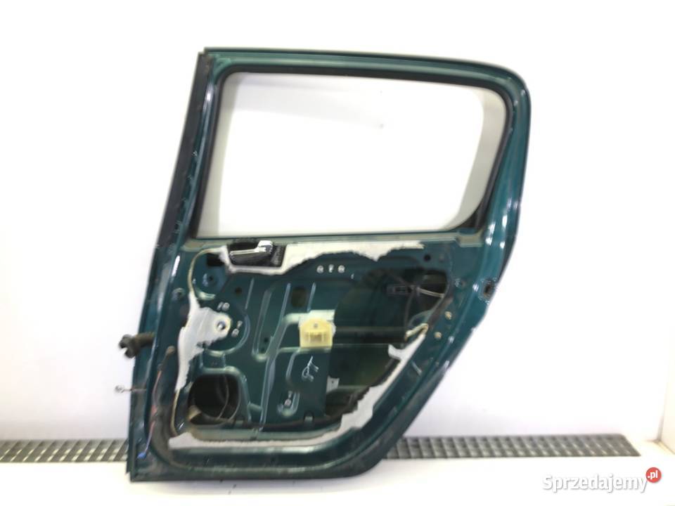 DRZWI PRAWY TYŁ PEUGEOT 307 Hatchback 0012 osobowe sprzedam