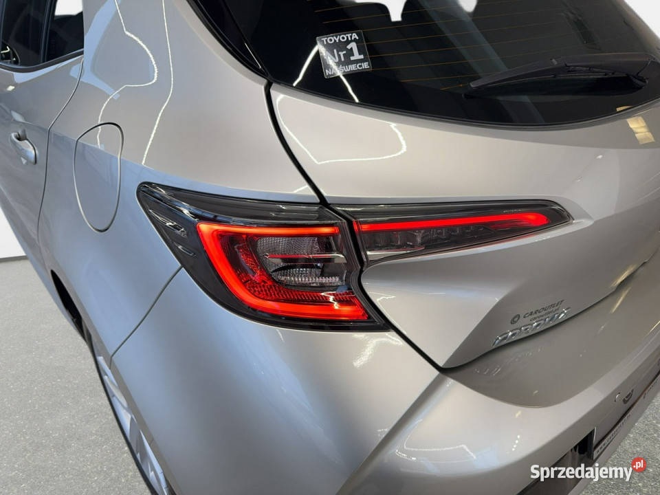 Toyota Corolla VAT 23 18 hybrid 122 CVT 20192020