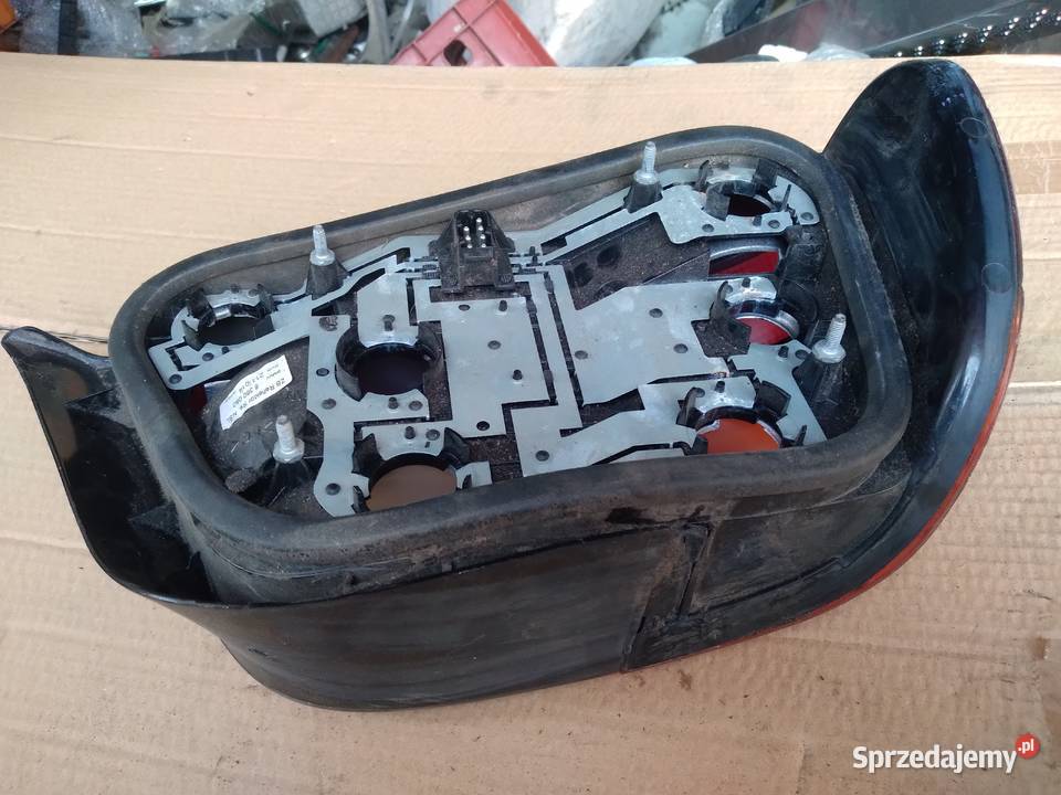 BMW e38 lampa lewa prawa tylna osobowe lubuskie Santocko