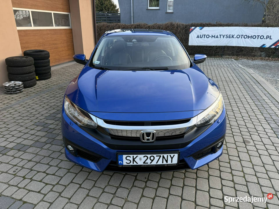 Honda Civic 15 VTEC 182 Klima Kraj Navi Automat gniazdo AUX Orzech sprzedam