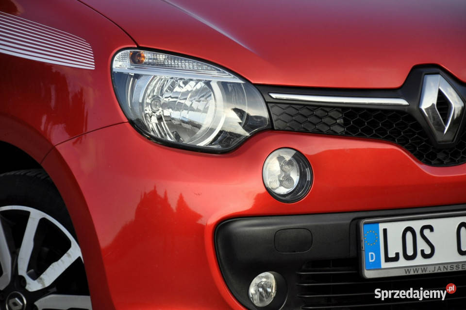 Renault Twingo nieuszkodzony