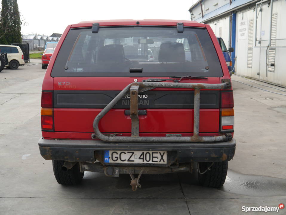 Nissan Terrano I 27 TD lekko uszkodzony elektryczne szyby Łosice