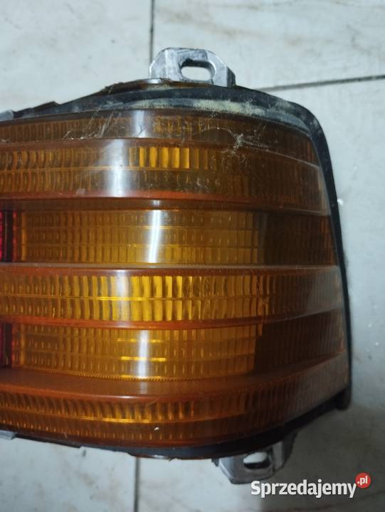 W123 lampa tył prawa Mercedes beczka Płock