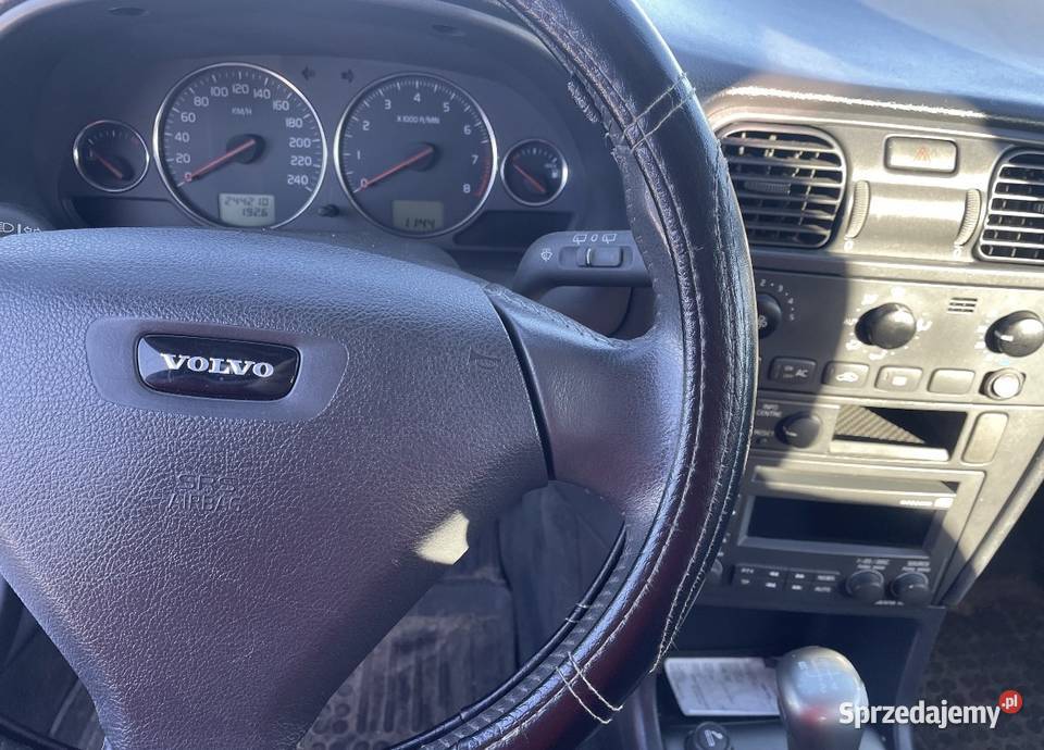 Volvo v40 16 Benzyna Klima HakZamiana Opłaty Rutki-Kossaki