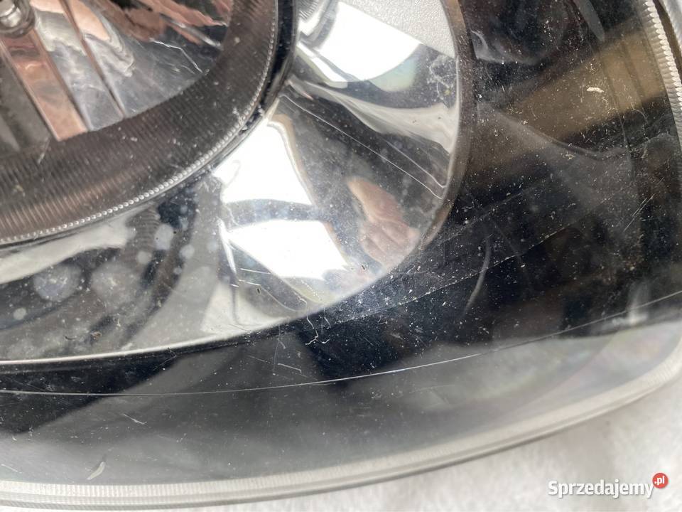 Lampa prawy przód Renault Twingo II GT 0712 Rok produkcji 2010 sprzedam