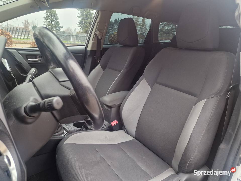 Toyota Auris Kombi 14 D4D z polskiego salonu Barcice