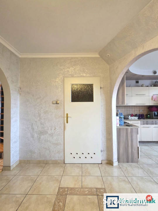 Mieszkanie Sanok Topolowa 9874m2 4 pokoje