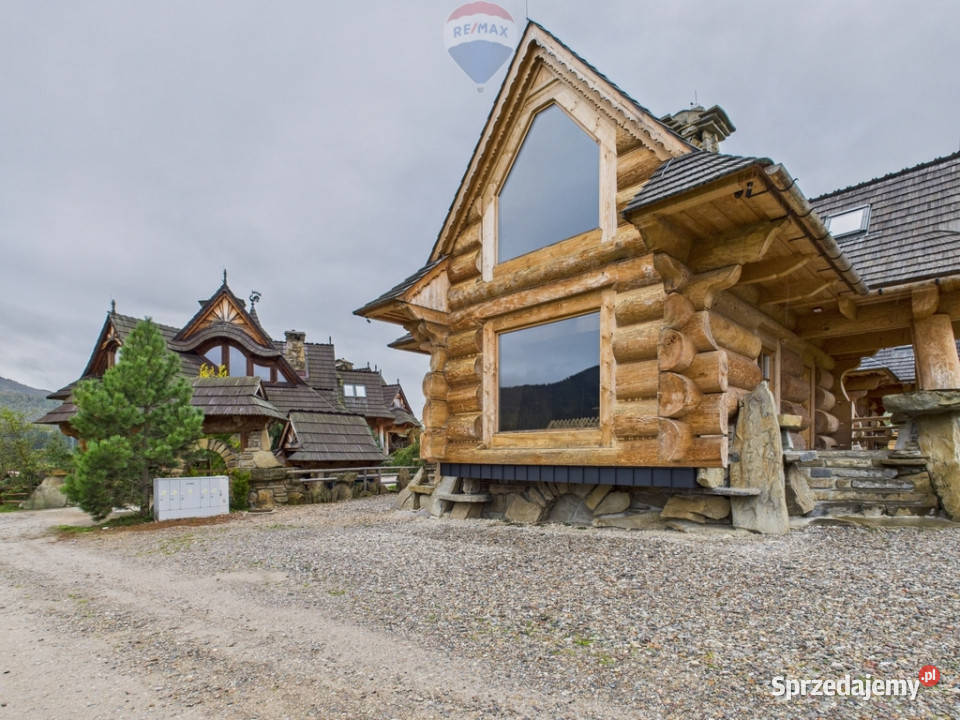 DREWNIANA WILLA POD TATRAMI W KOŚCIELISKU