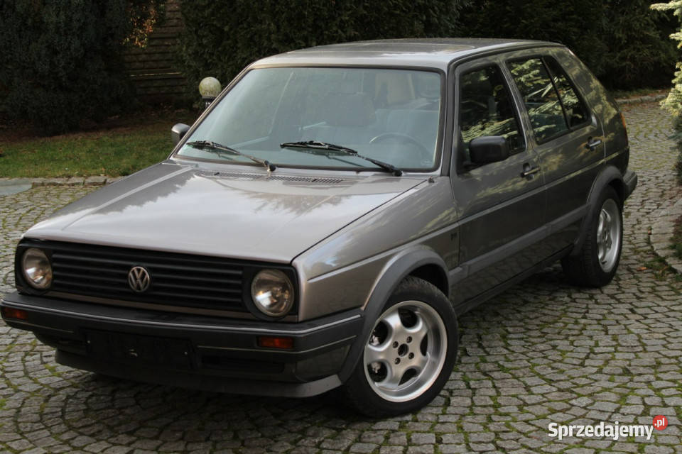 Volkswagen Golf Benzyna 5 drzwi Oldtimer 1988 II benzyna