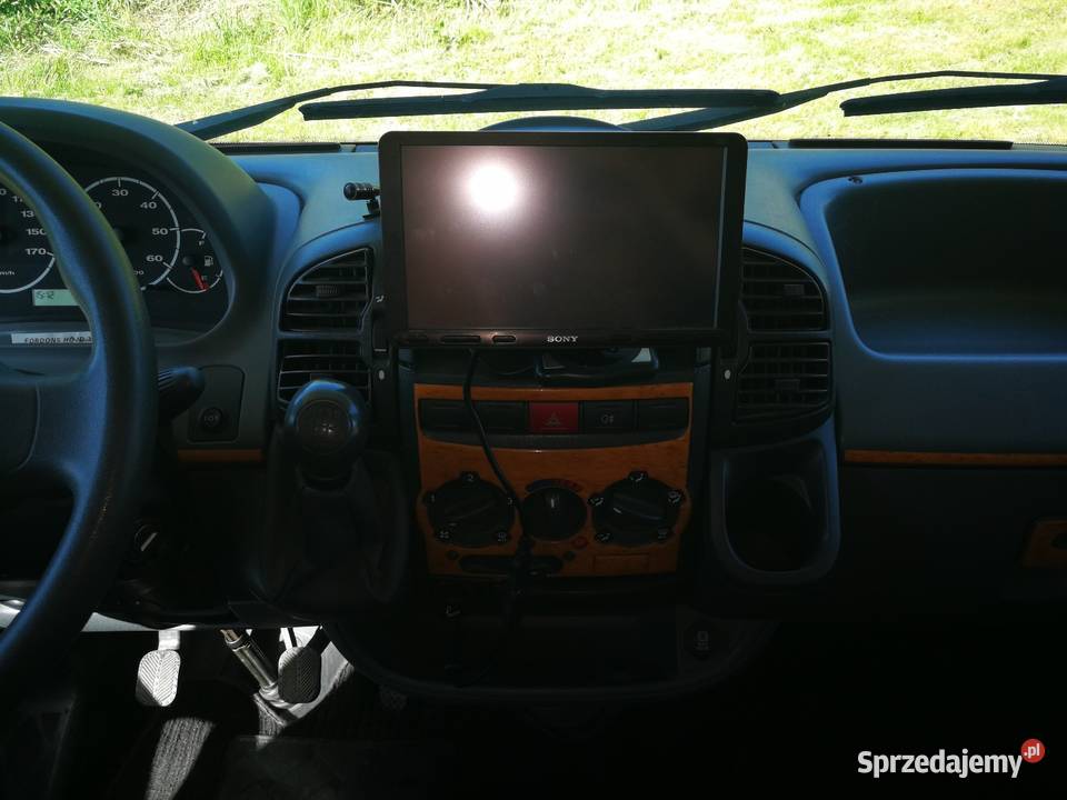 Ładny kamper z klimatyzacją dużym serwisie Lublin