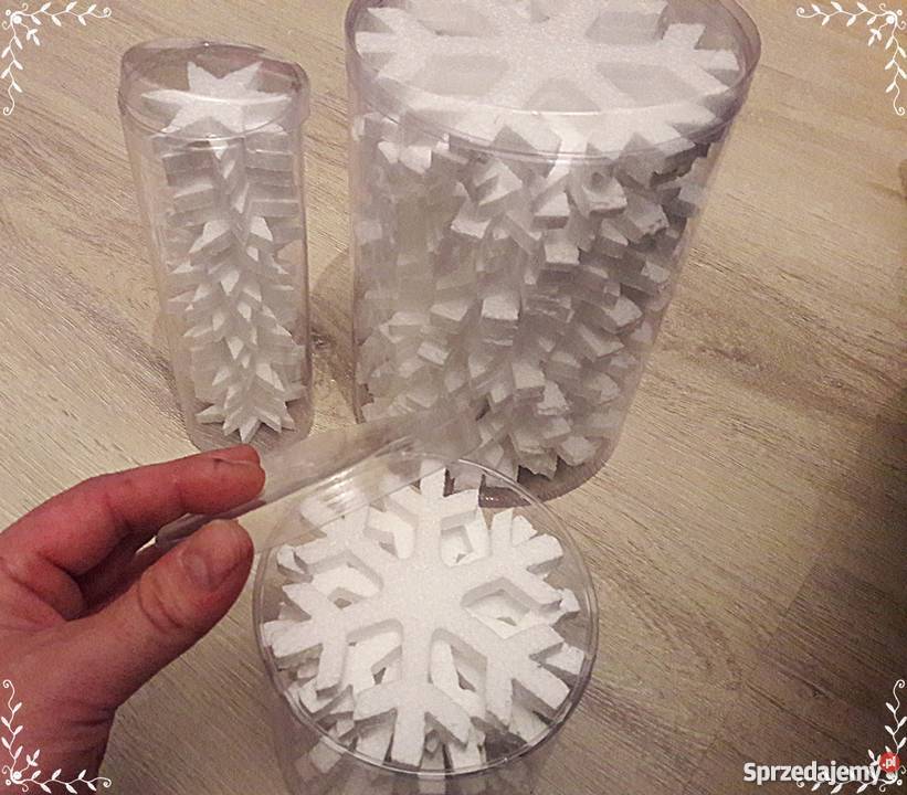 Gwiazdki śnieżynki styropianowe 60 105 140 mm Skierniewice
