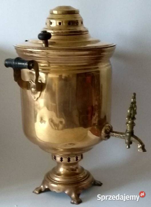 Rosyjski mosiężny samowar na węgiel