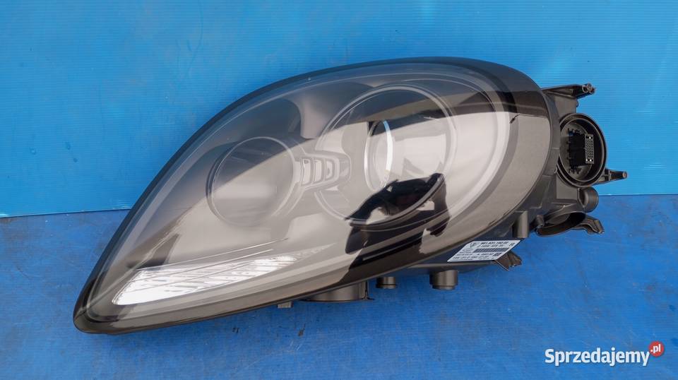 LAMPA PRAWY PRZÓD IGŁA CIEMNA PORSCHE 981 Nowy Tomyśl