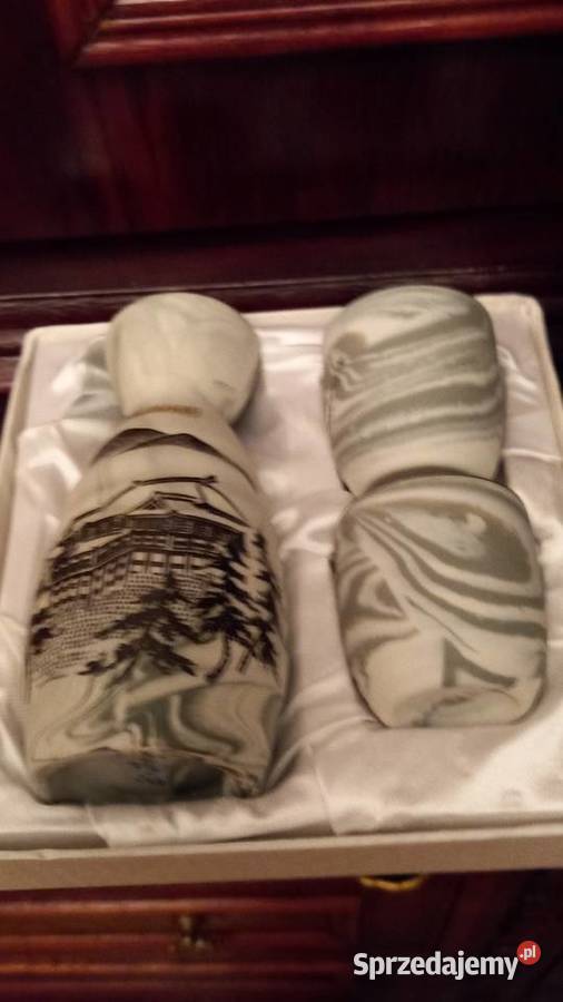 Porcelanowy komplet do sakeNowy Warszawa