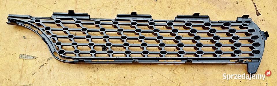 MERCEDES CLA W117 KRATKA ATRAPY GRILL