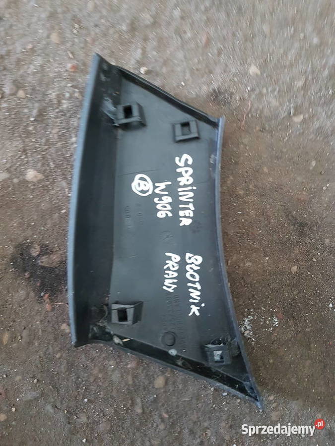 SPRINTER 906 CRAFTER LISTWA BLOTNIKA PRAWA Turek