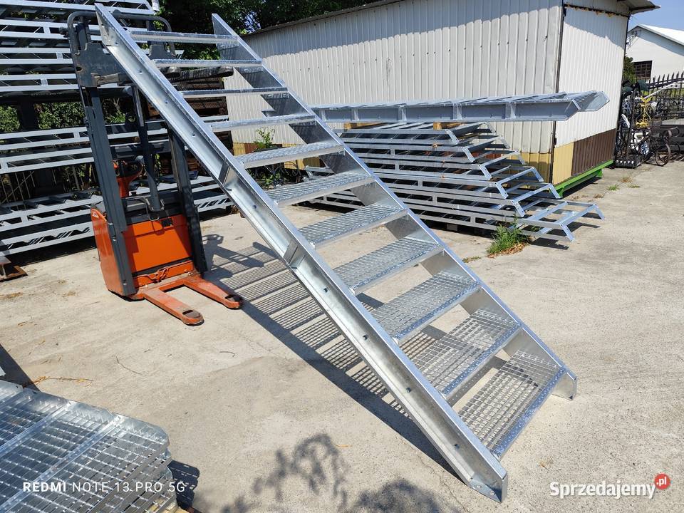 Schody metalowe wema wejście na 225 11 stopni