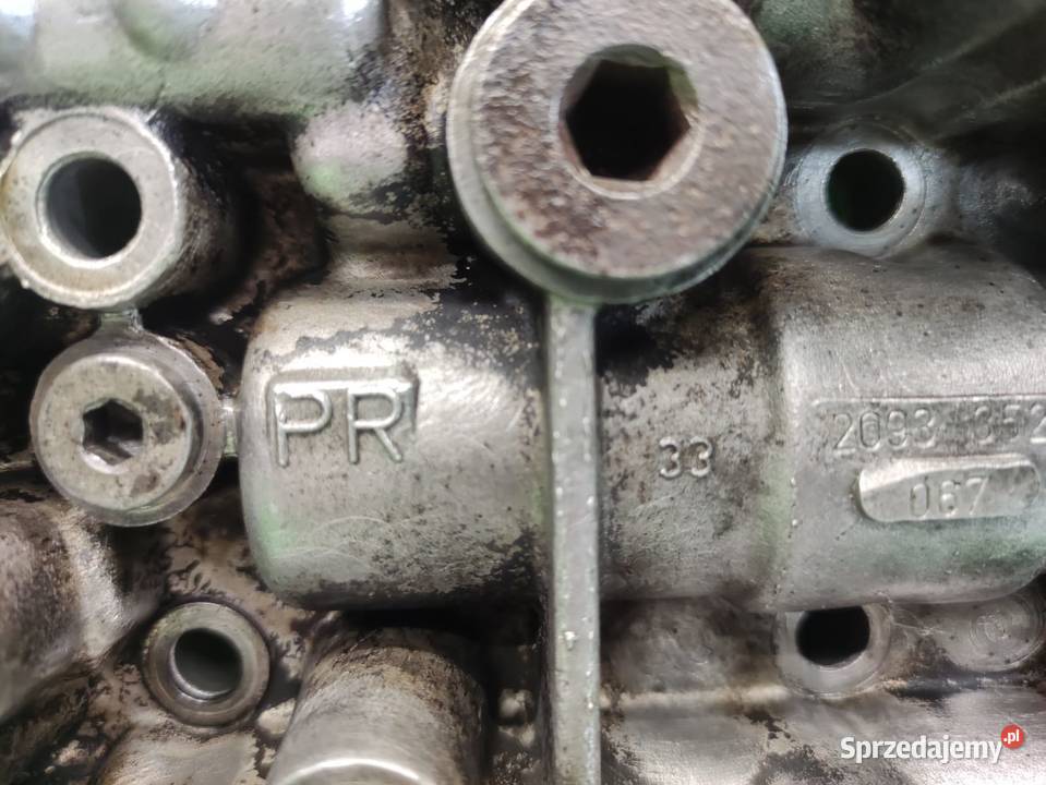 Blok zaworowy skrzyni biegów ZF F515100090100 Wilkowo sprzedam