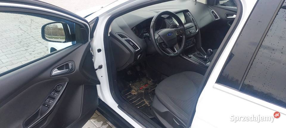 Ford Focus 2015 Titanium CD sprzedam