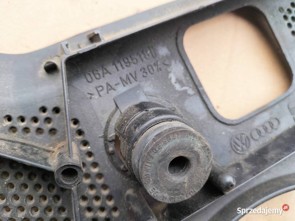AUDI A38L A3 8L S3 06A119518 OSŁONA POKRYWA osobowe Kamień-Kolonia