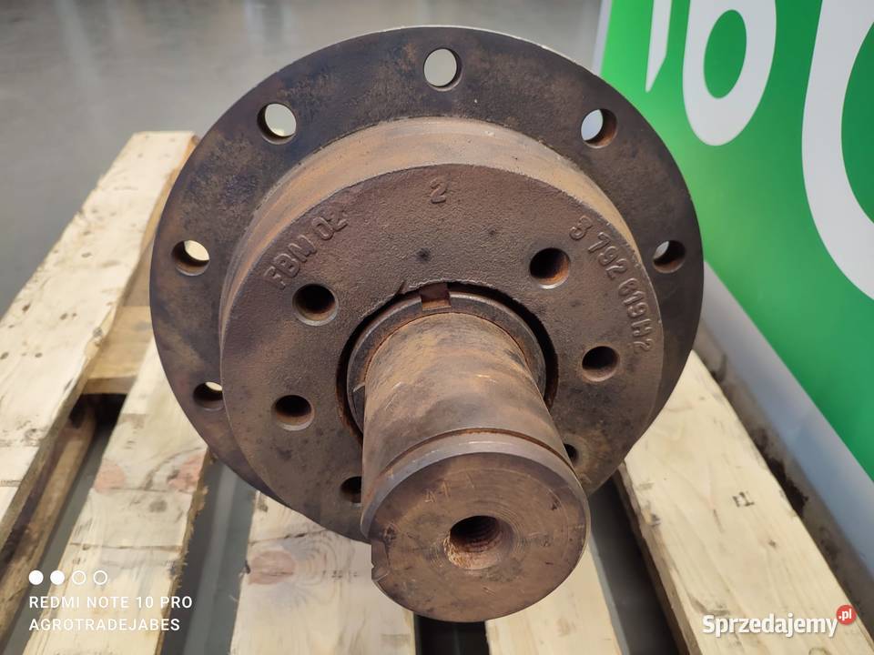 Piasta 3792619H2 półoś tył MASSEY FERGUSON 8250 Wilkowo