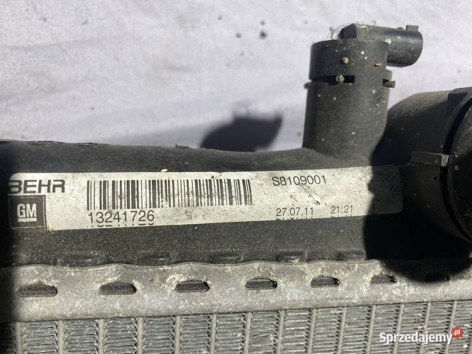 chłodnica wody opel insignia Azafira Castra J osobowe Chłodnie wody świętokrzyskie
