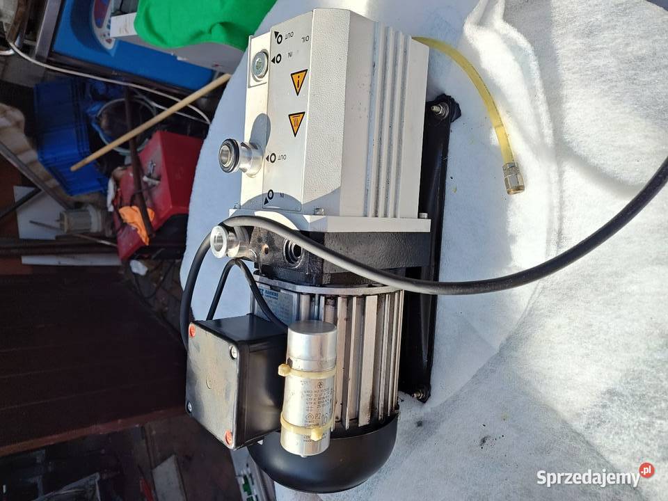 Pompa próżniowa Leybold Trivac D5E
