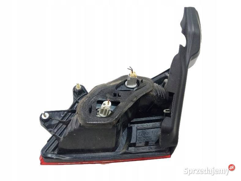 LAMPA TYŁ W KLAPĘ LEWA EUROPA Subaru Outback IV
