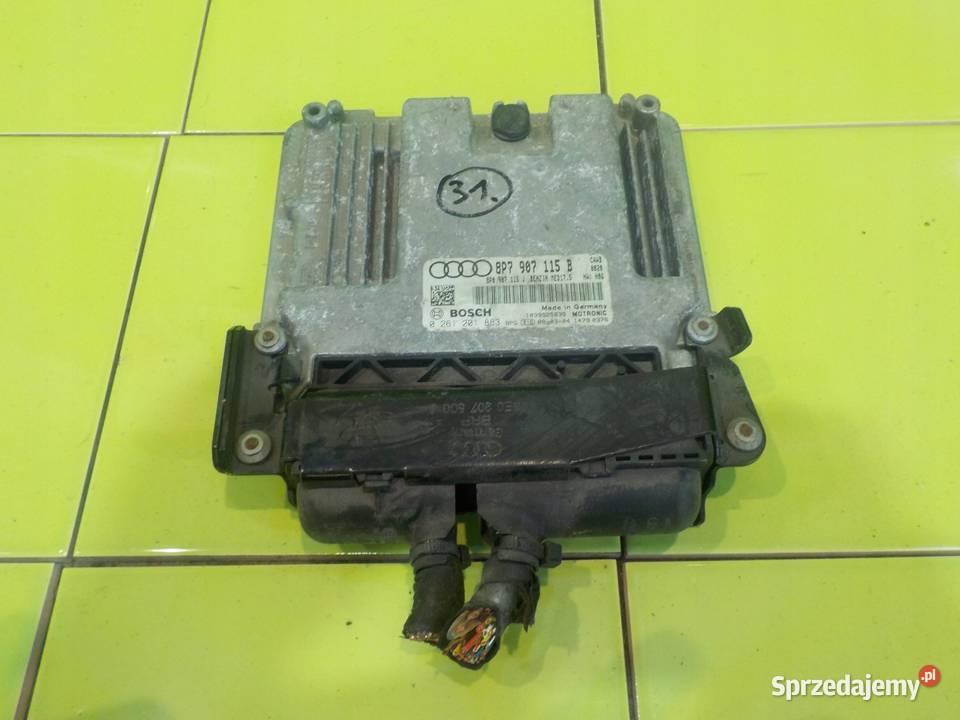 AUDI A3 8P II 20 TFSI 08r sterownik komputer Suków