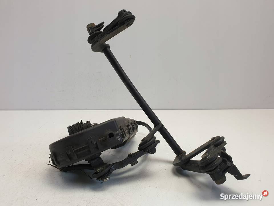 BMW E31 850 i SILNICZEK OTWIERANIA LAMPY 1383953 Rudka