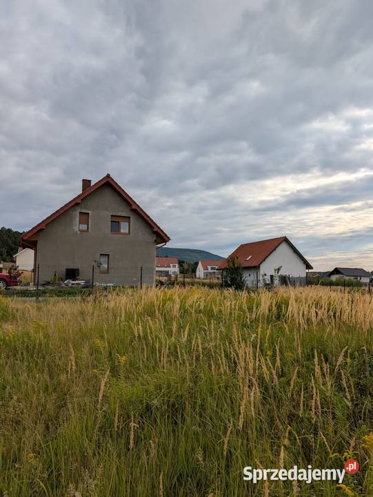 Działka budowlana 900m w Sobótce z widokiem na Sobótka