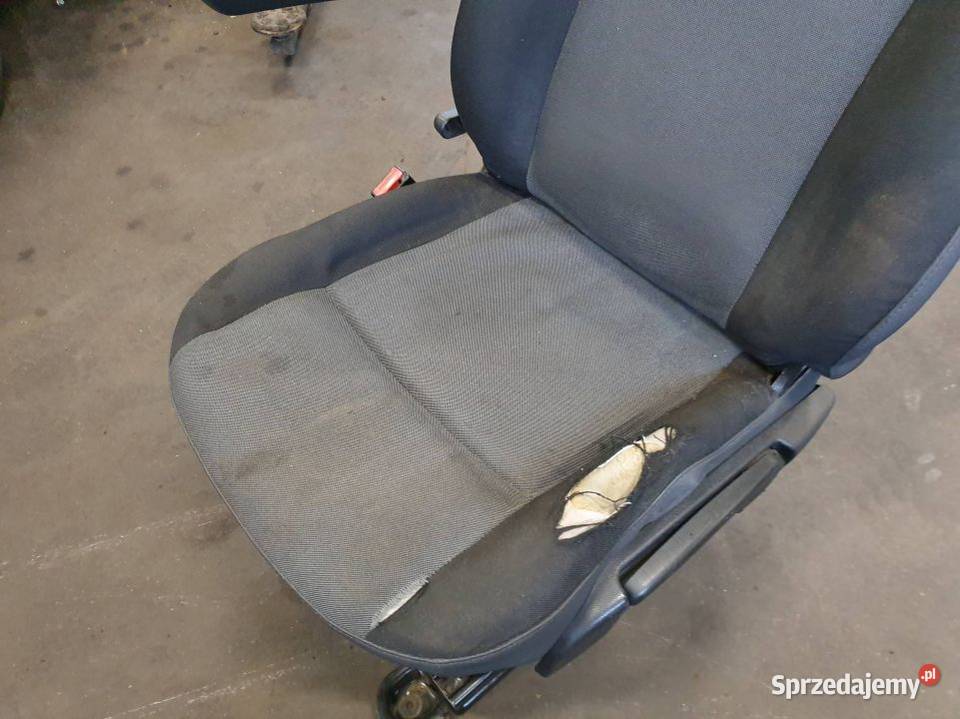 FOTELE KANAPY RENAULT MASTER III osobowe sprzedam