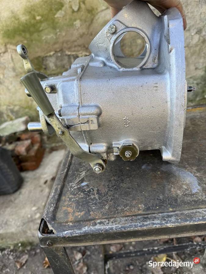 Dniepr K750 Skrzynia Biegów z Tylnym Przemyśl