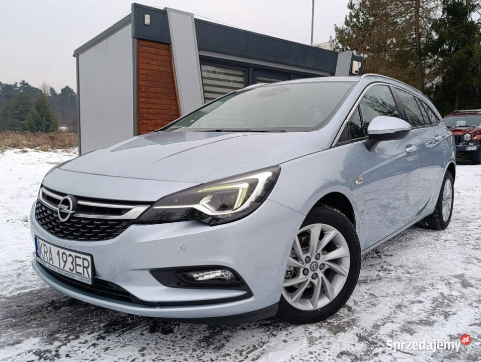 Opel Astra Astra Sports Tourer Bezwypadkowa mały gniazdo USB Dulowa sprzedam
