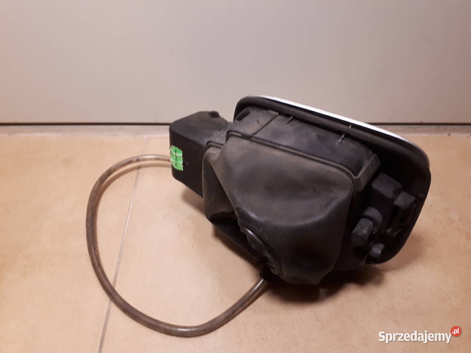 Klapka wlewu paliwa Octavia 2 Lift Kombi Warszawa sprzedam