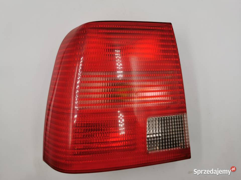Lampa Lewy Tył Tylna Lewa VW Passat B5 Sedan Wyszków