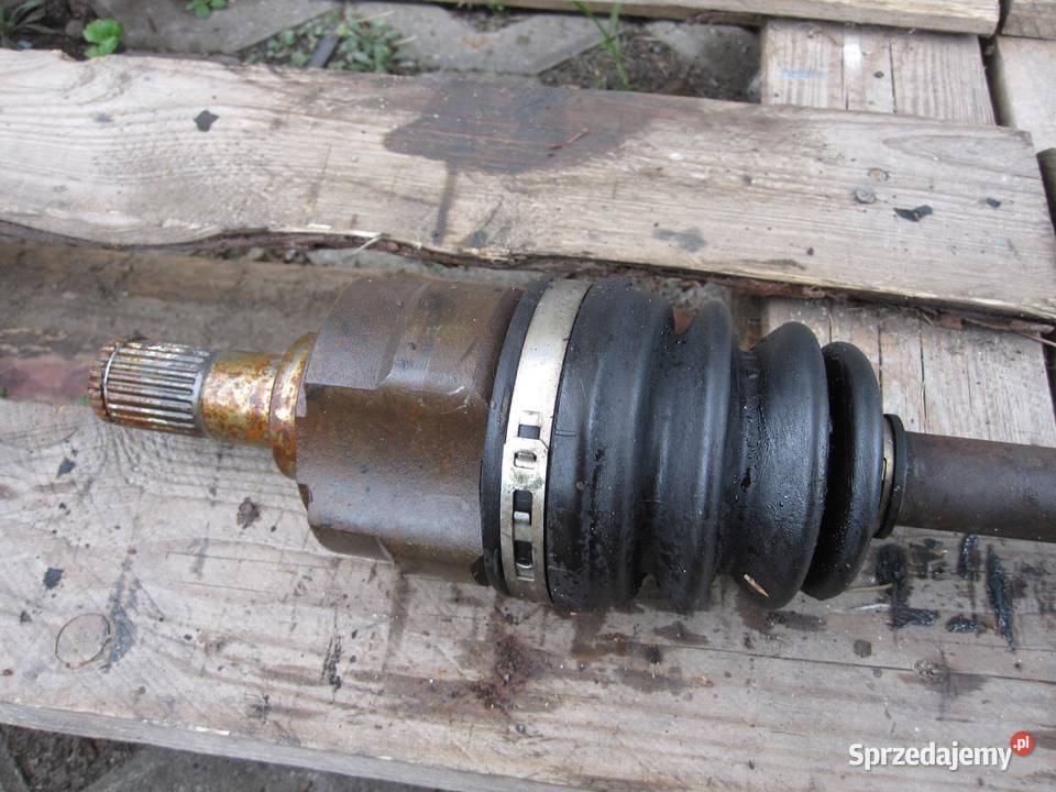 HYUNDAI I20 I LIFT 11 CRDI 13r półoś prawa przód Półosie sprzedam