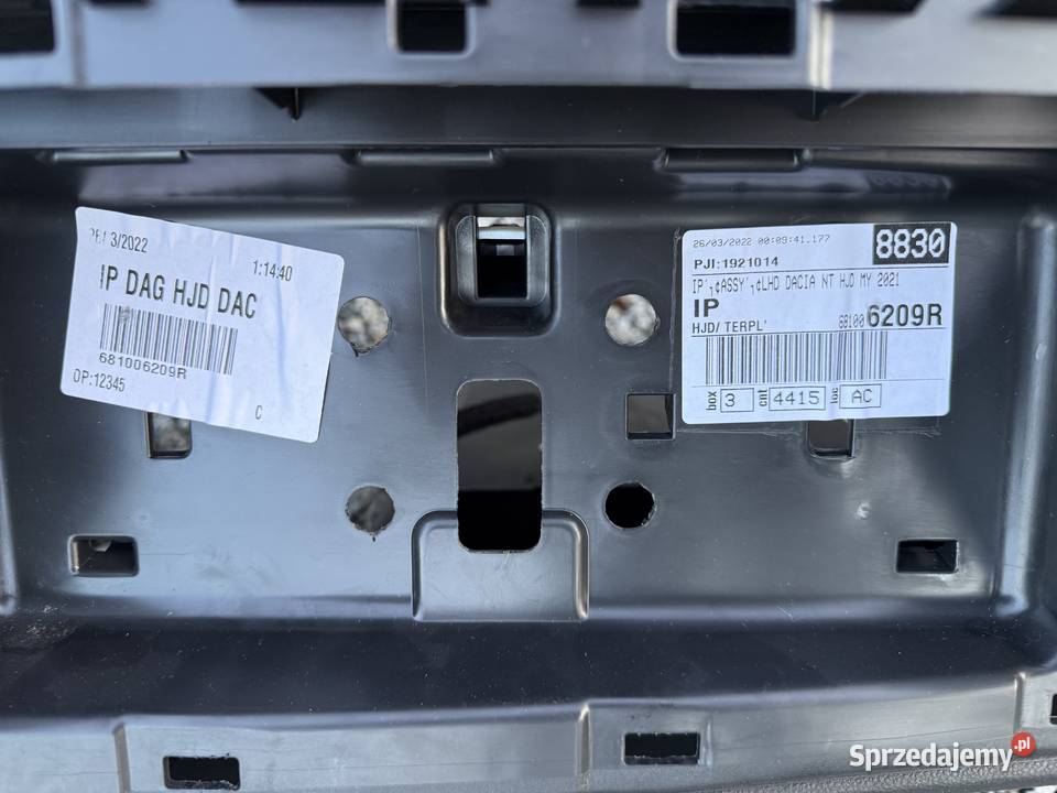 DACIA DUSTER II 2223R DESKA ROZDZIELCZA KONSOLA Pozostałe Oleśnica