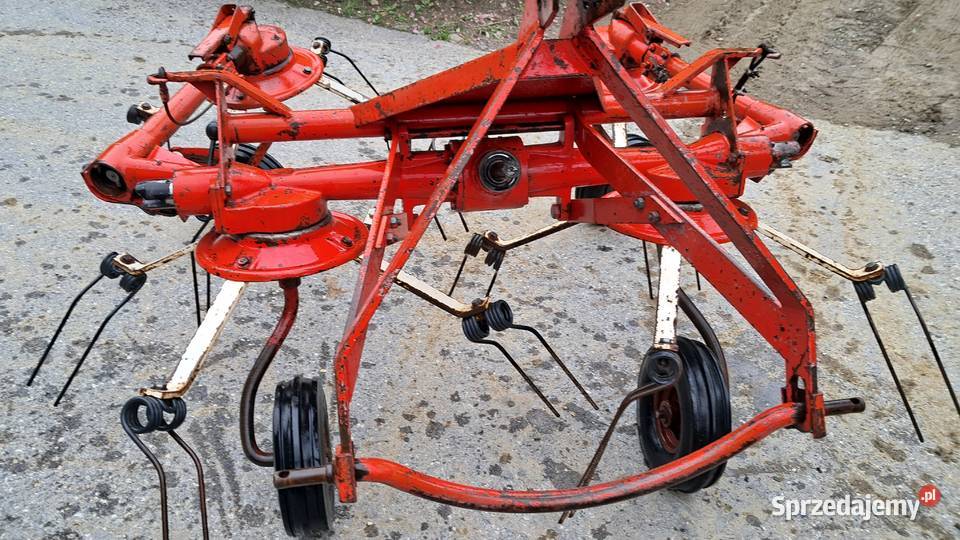 Przetrząsarka Przewracarka FAHR KH4S 4m Deutz-Fahr Zgrabiarki i przetrząsacze małopolskie Mszana Dolna