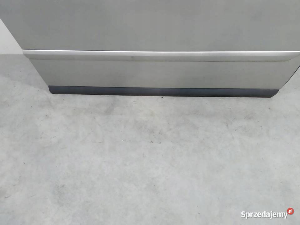 DRZWI PRAWE PRZÓD 42626 Volvo V50 I 20042012 Rok produkcji 2005 świętokrzyskie