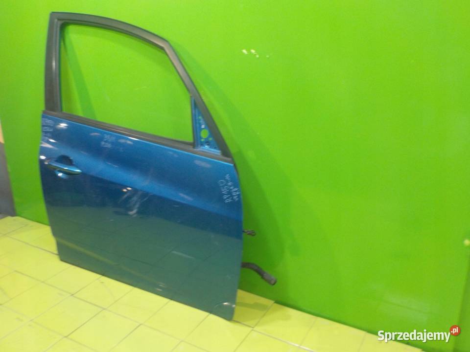 KIA VENGA 10r HB 5D drzwi prawe przod Suków sprzedam