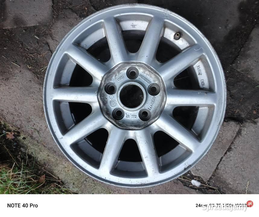 Felga Audi 15 7Jx15H2 ET45 Oryginał Średnica 15" sprzedam