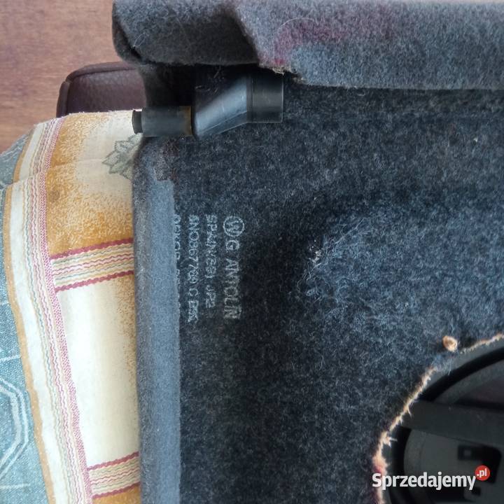 Półka tył VW polo plus głośniki Blaupunkt 3 Głośniki Szczecin