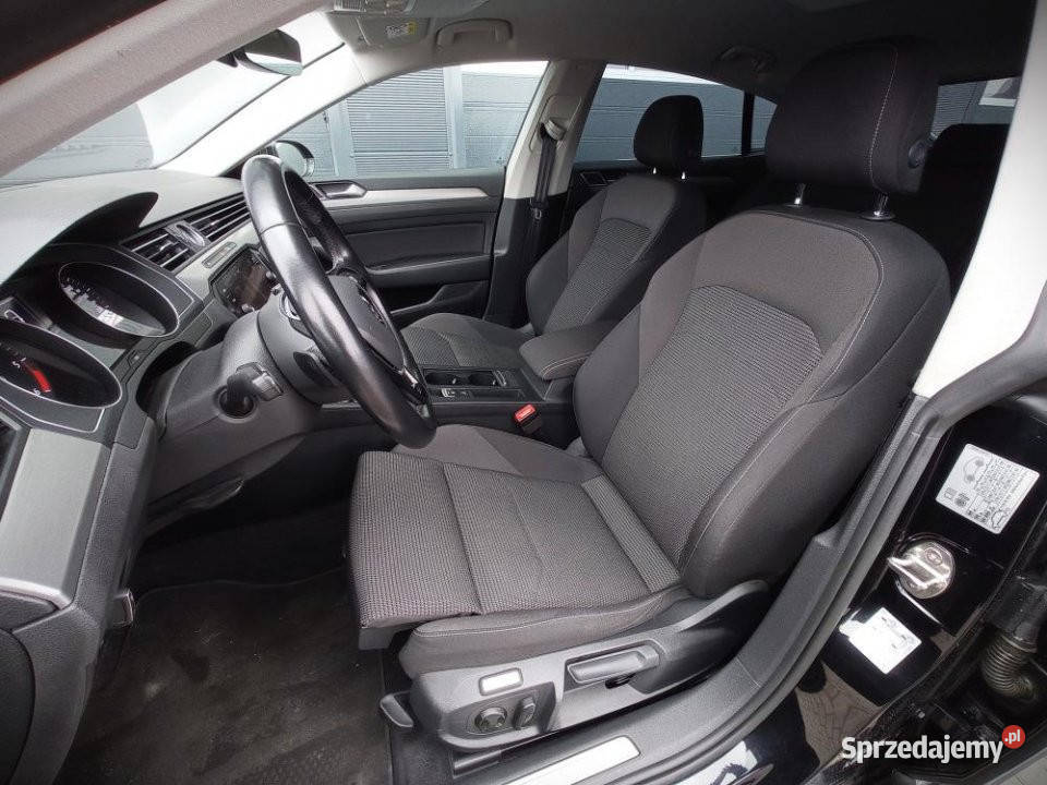 Volkswagen Arteon 2019r FV23 LED ACC Front